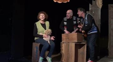 Marionettes : Des chansons dans les cartons